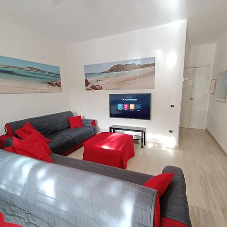 Appartamento Vacanze Alla Maddalena Экстерьер фото